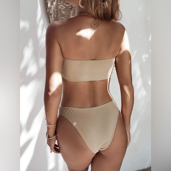 Tan ruffle bikini set size L shein - Picture 2 of 2